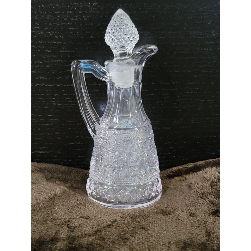 Duncan miller oil bottle / cruet 5.5'\"‎